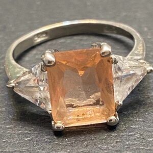 Vintage 1980’s Sterling Silver Peach & Clear Quartz Ring